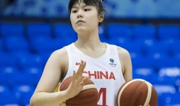 李月汝比赛视频,视频解析篮球少女的卓越表现